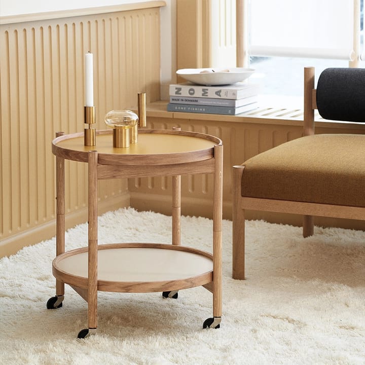 Carrinho de mesa Modelo 50 Bølling Tray, sunny, estrutura nogueira verniz Brdr. Krüger