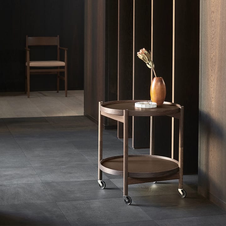 Carrinho de mesa Modelo 50 Bølling Tray, sunny, estrutura nogueira verniz Brdr. Krüger