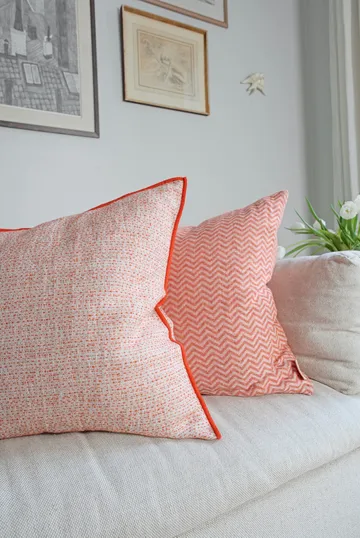 Field fronha - Vermelho, 50x50 cm - Brita Sweden