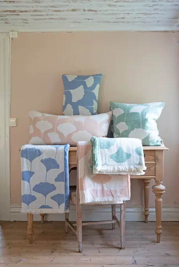 Manta de algodão Ginko 130x170 cm - Blue-white (Índigo) - Brita Sweden