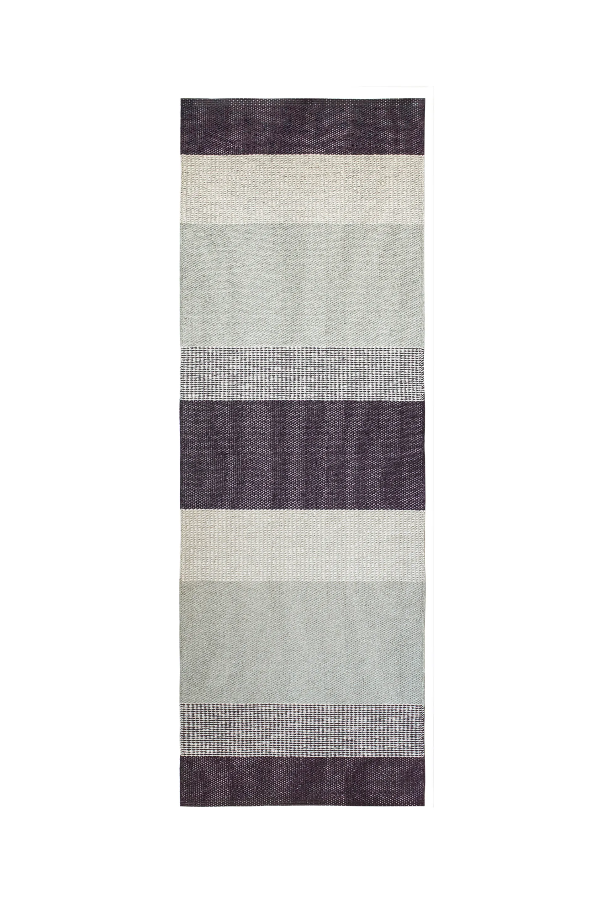 Tapete de plástico Seasons 70x300 cm, berry (rosa/roxo) Brita Sweden