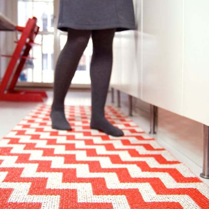 Tapete Gunnel red - 70x200 cm - Brita Sweden