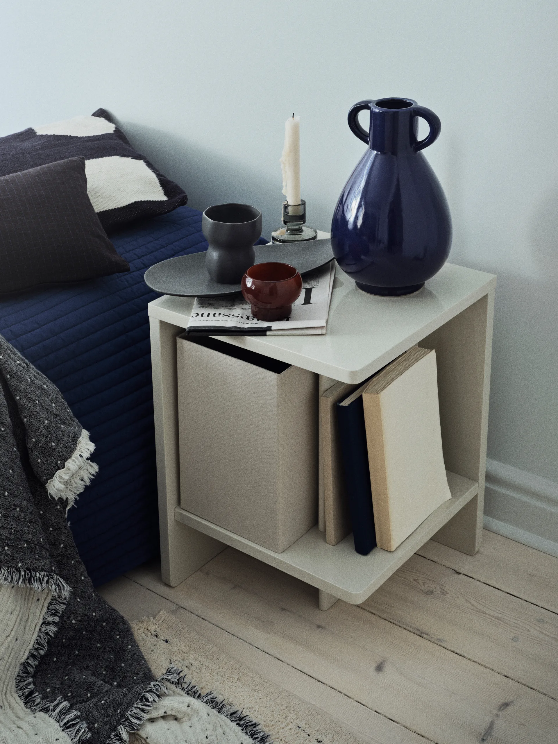 Capa de almofada Bodil 30x50 cm, Black-intense blue Broste Copenhagen