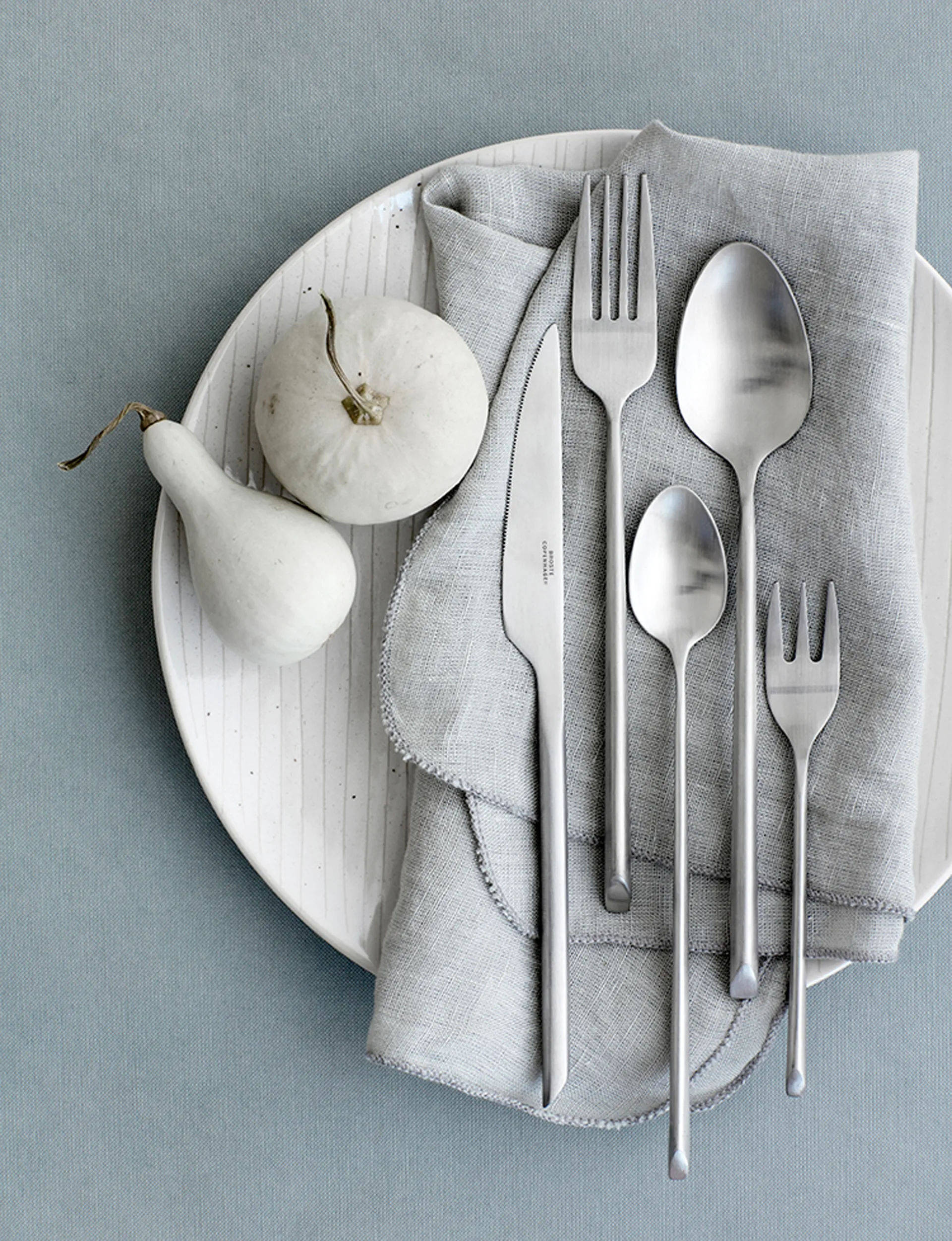 Colher de chá Sletten, Full satin forged Broste Copenhagen