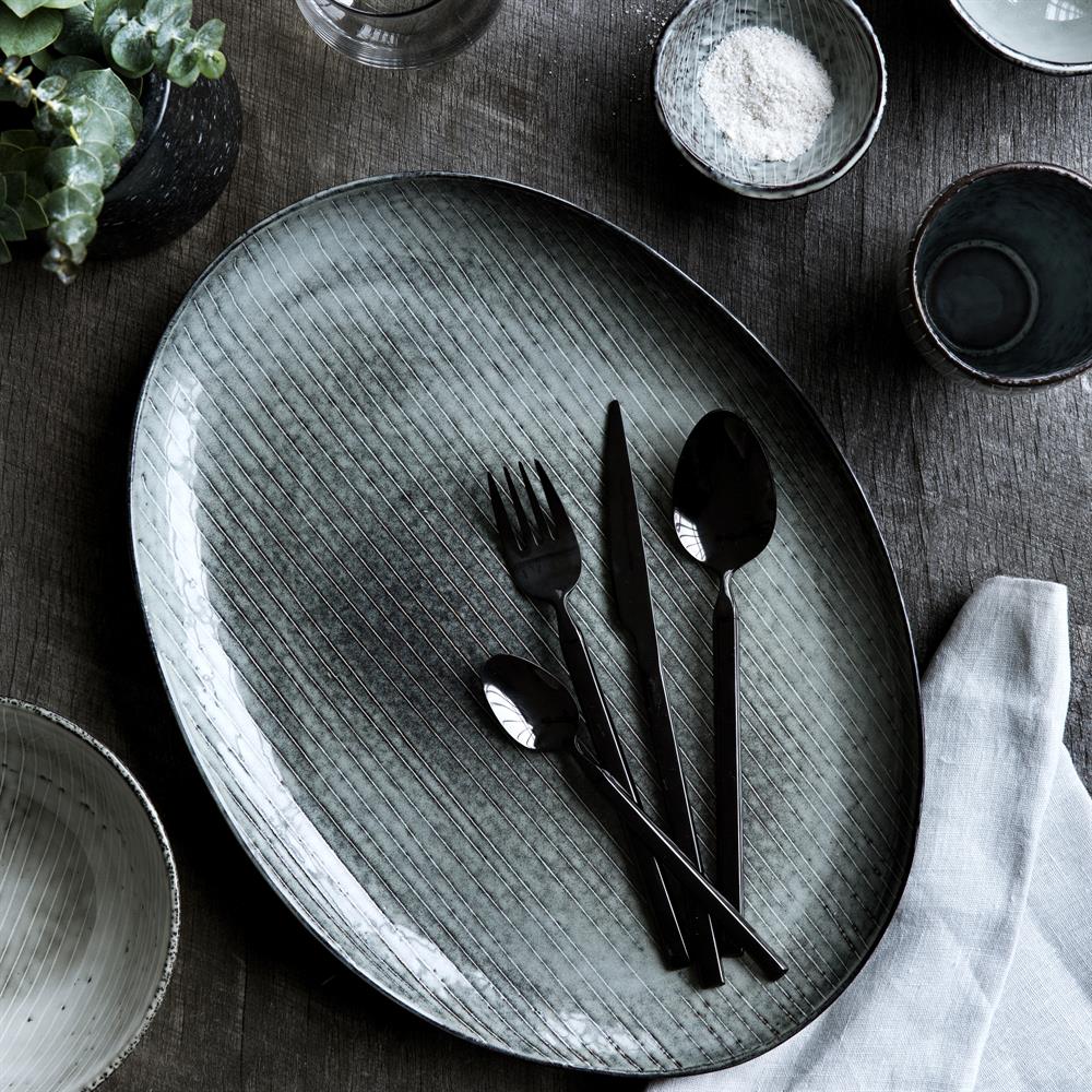 Conjunto de talheres Tvis, 16 un., preto Broste Copenhagen