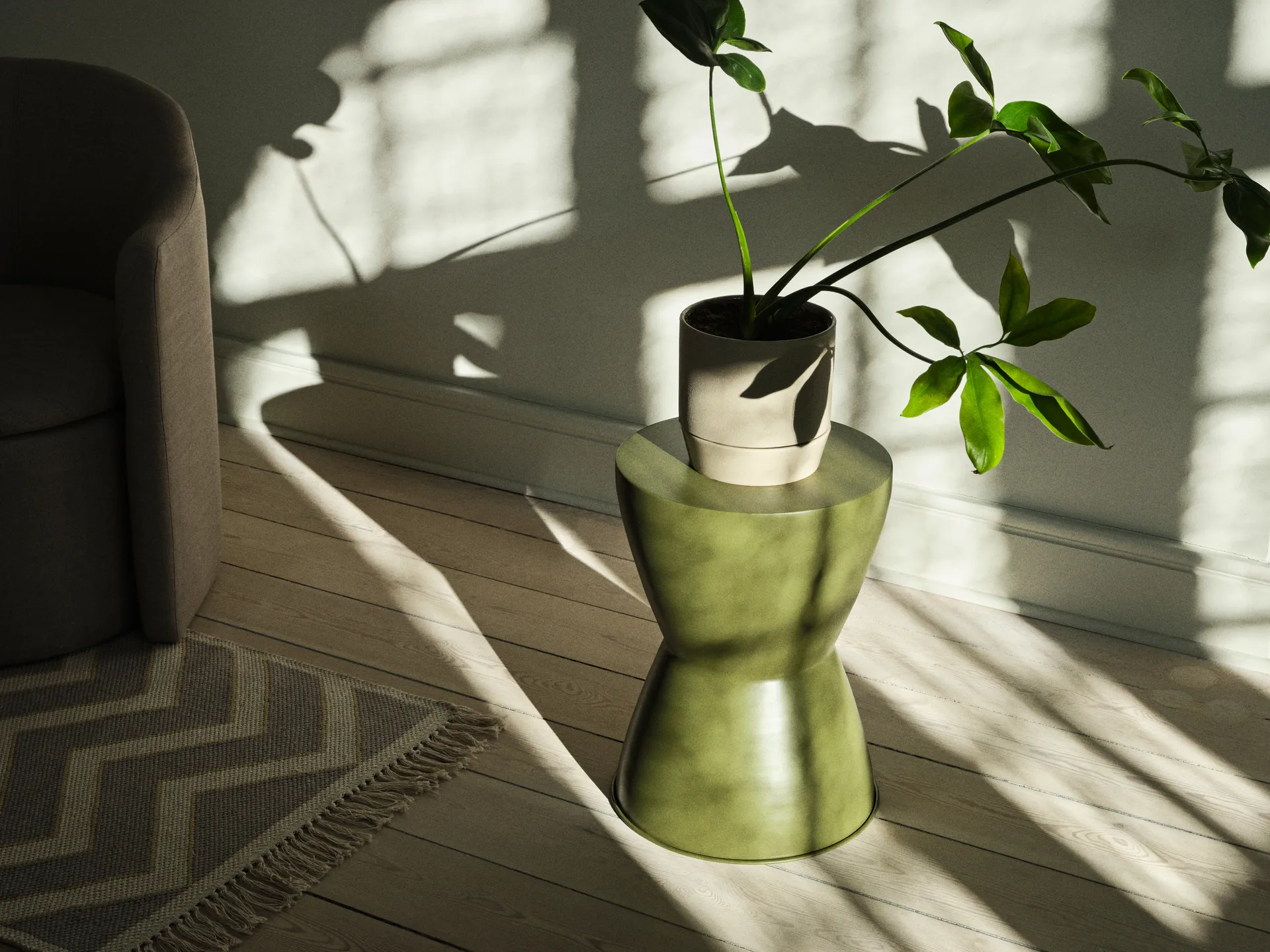 Ebbe pufe Ø33x46 cm, Army green Broste Copenhagen