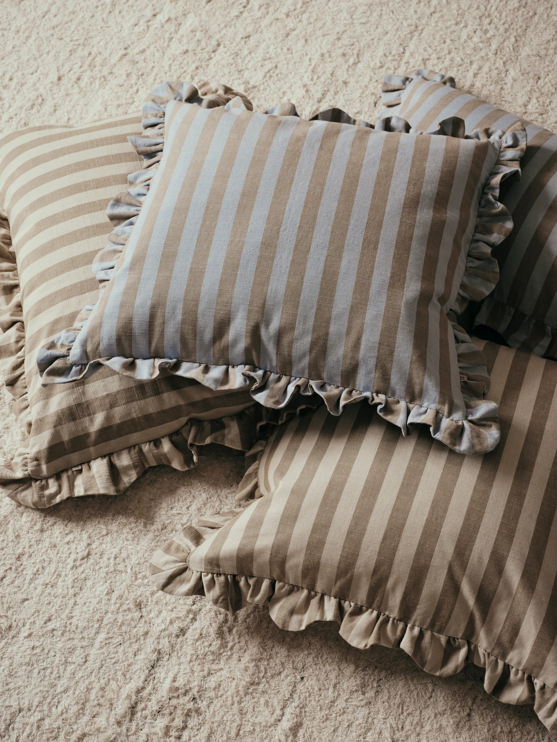 Ina capa de almofada, Azul poeira-castanho alga, 40x60 cm Broste Copenhagen