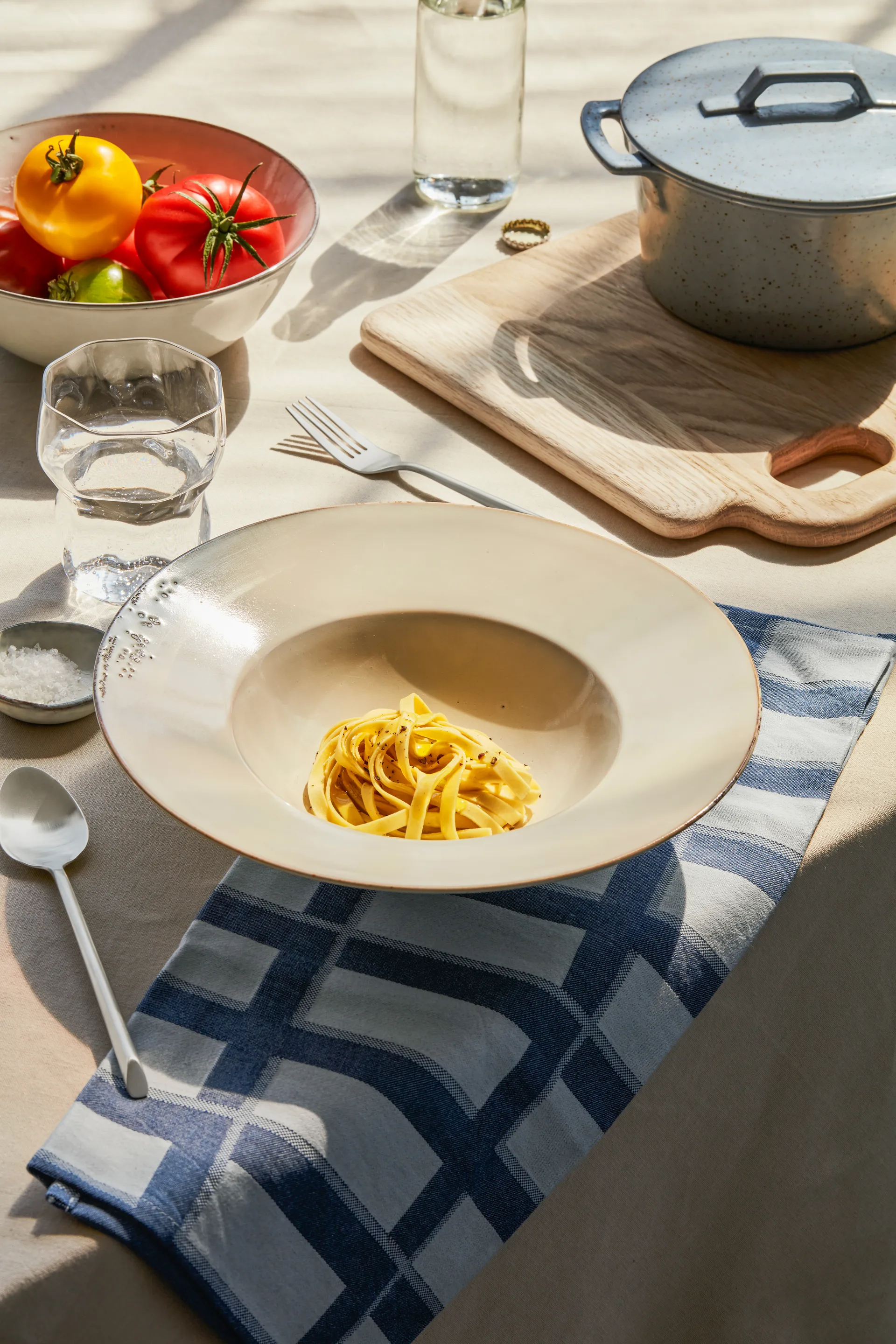 Prato fundo para massas Nordic Sand, Ø29 cm Broste Copenhagen