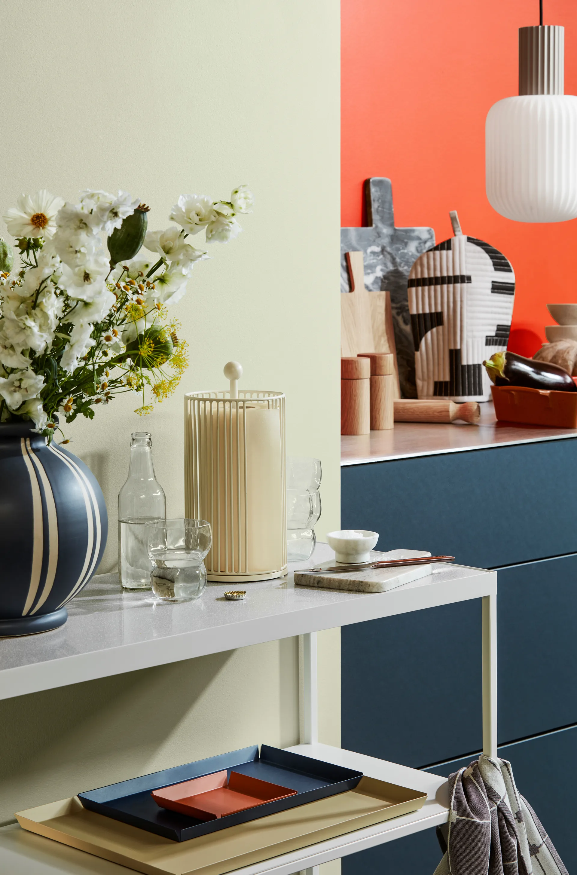 Suporte para rolo de cozinha Edda 28 cm, Light warm grey Broste Copenhagen