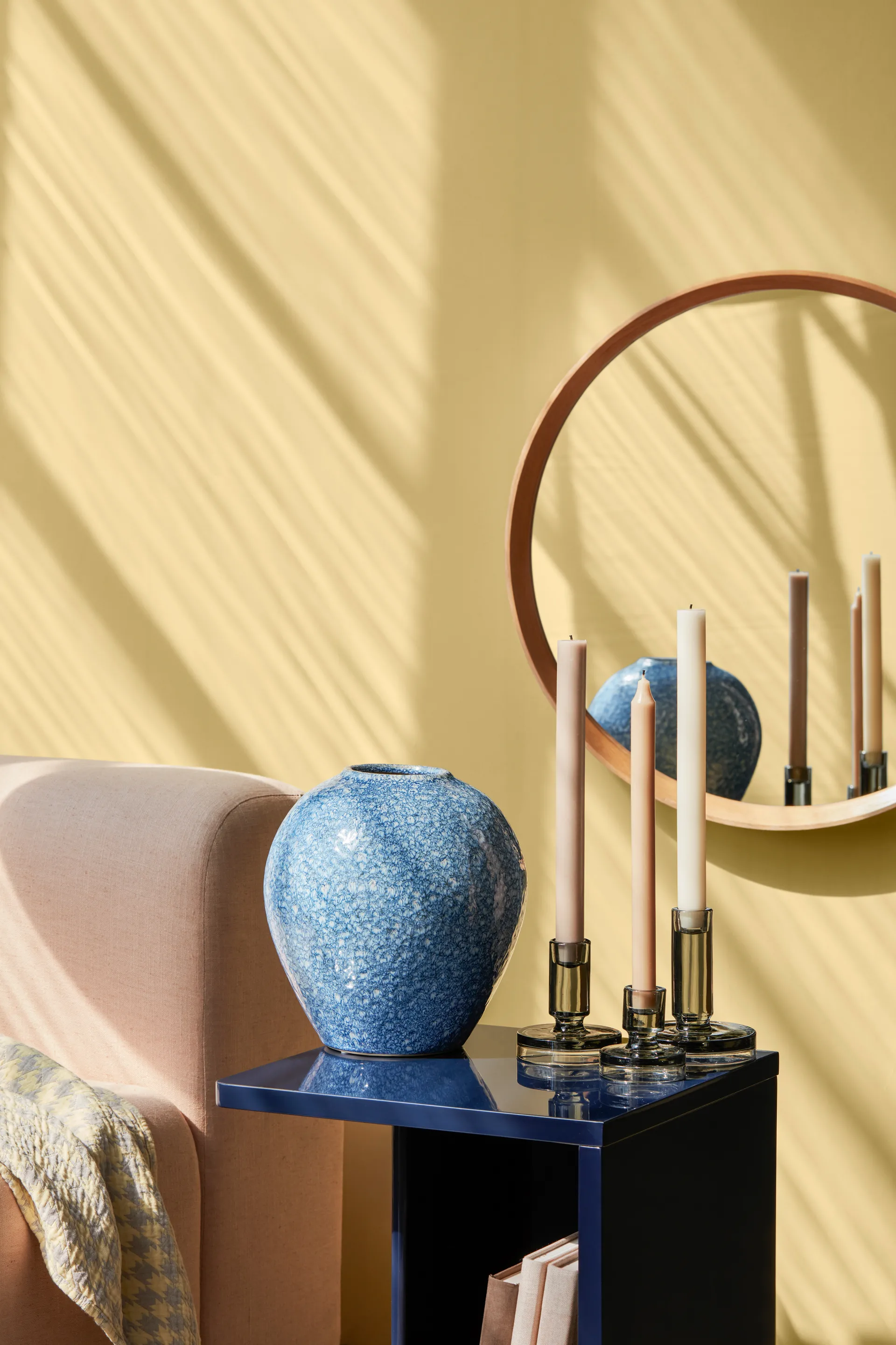 Suportes de velas Petra - smoked pearl dark grey, 11 cm Broste Copenhagen