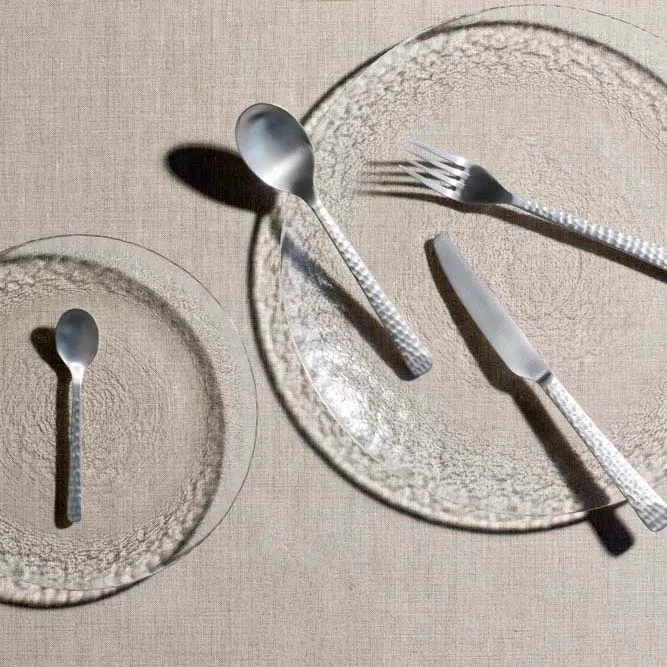 Talheres Hune, 16 peças, Brushed satin hammered Broste Copenhagen