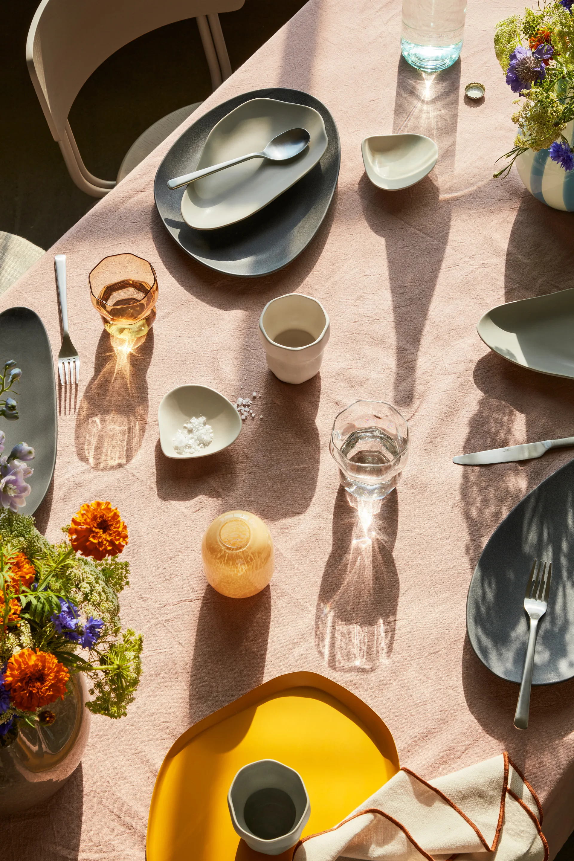 Talheres Hune, 16 peças, Brushed satin Broste Copenhagen