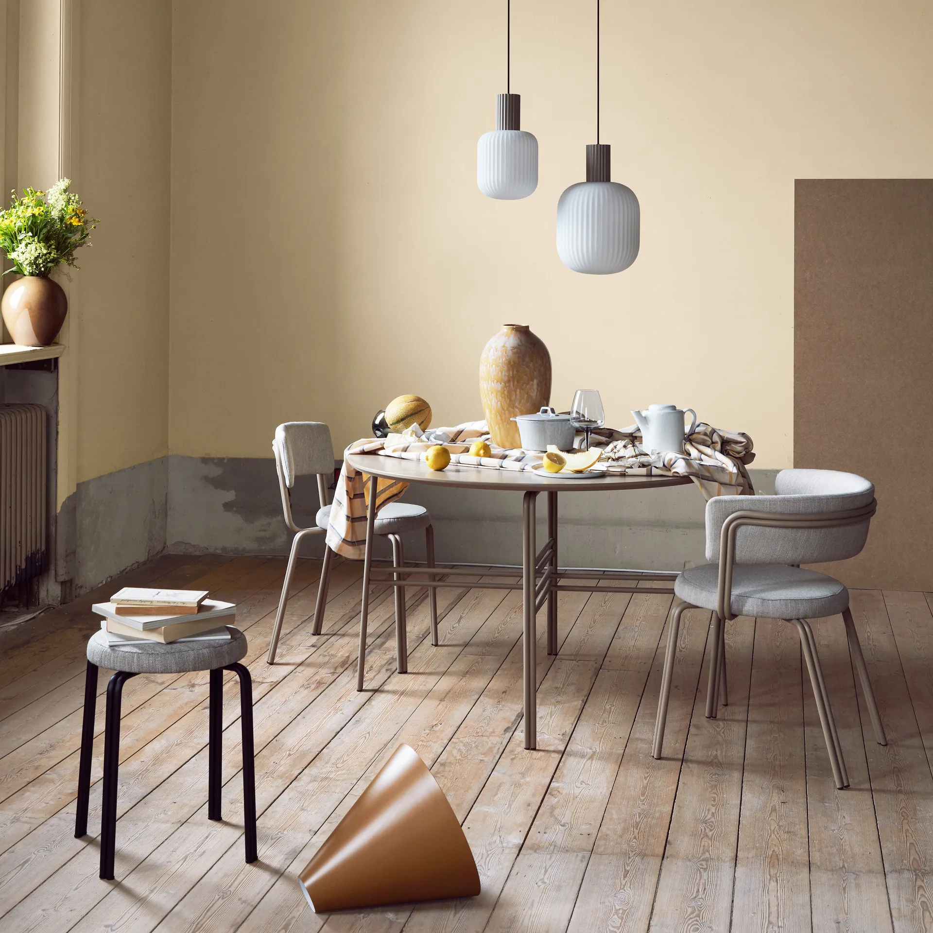 Toalha de mesa Zappa 160x300 cm, pale banana yellow-blue Broste Copenhagen