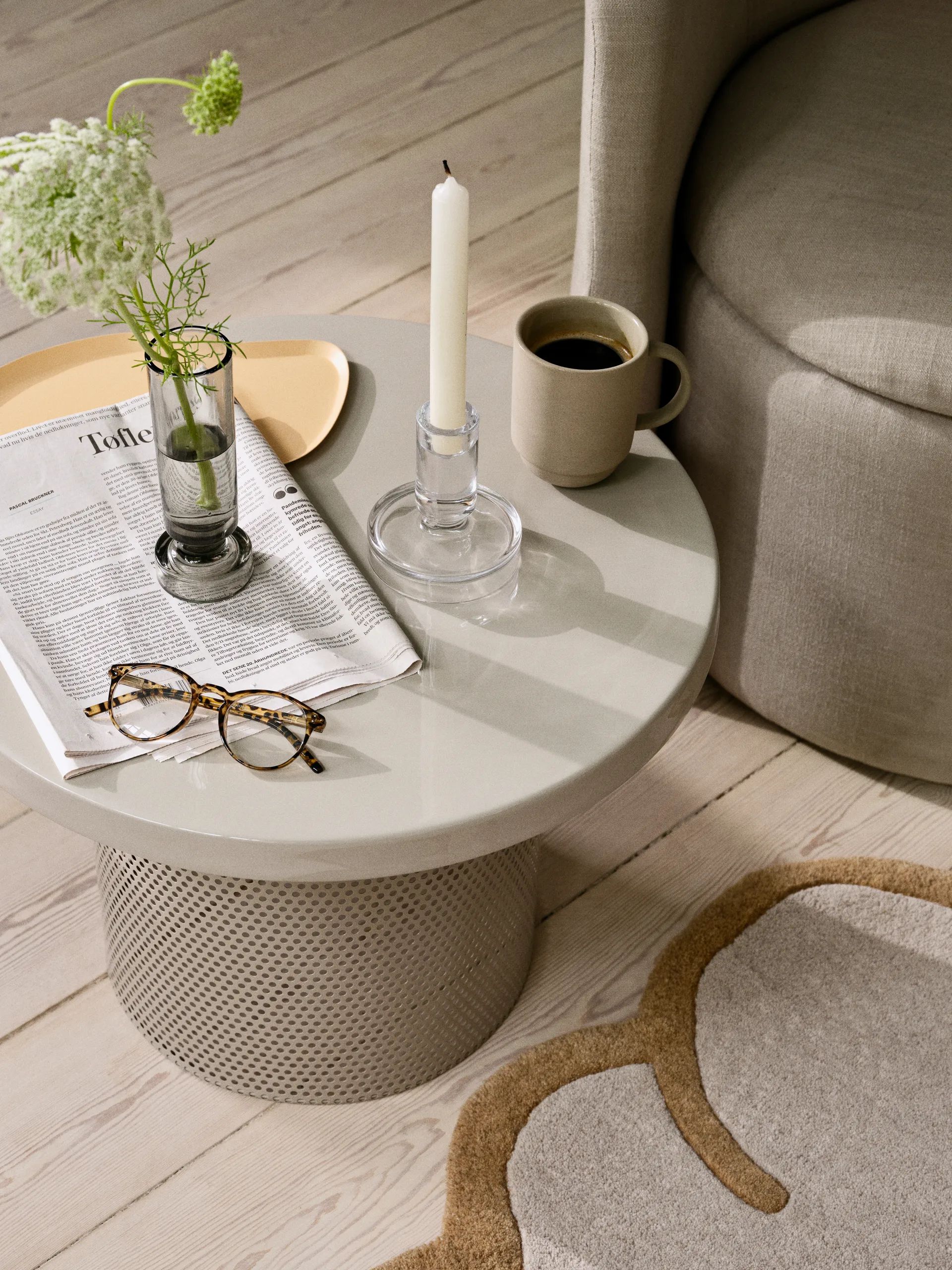 Tulina mesa Ø50x36 cm, Off white Broste Copenhagen