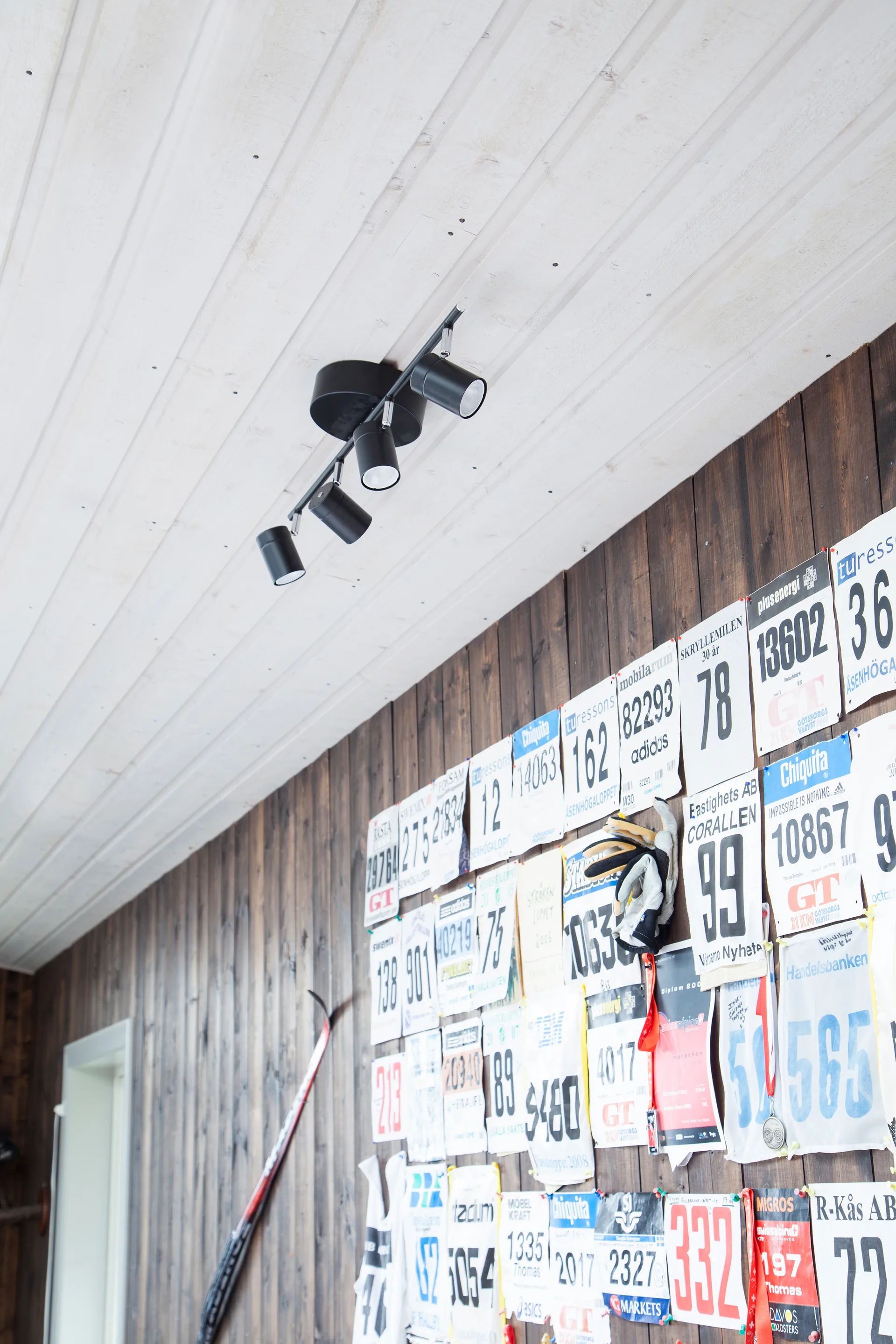 Candeeiro de focos de teto Correct 4, Preto By Rydéns