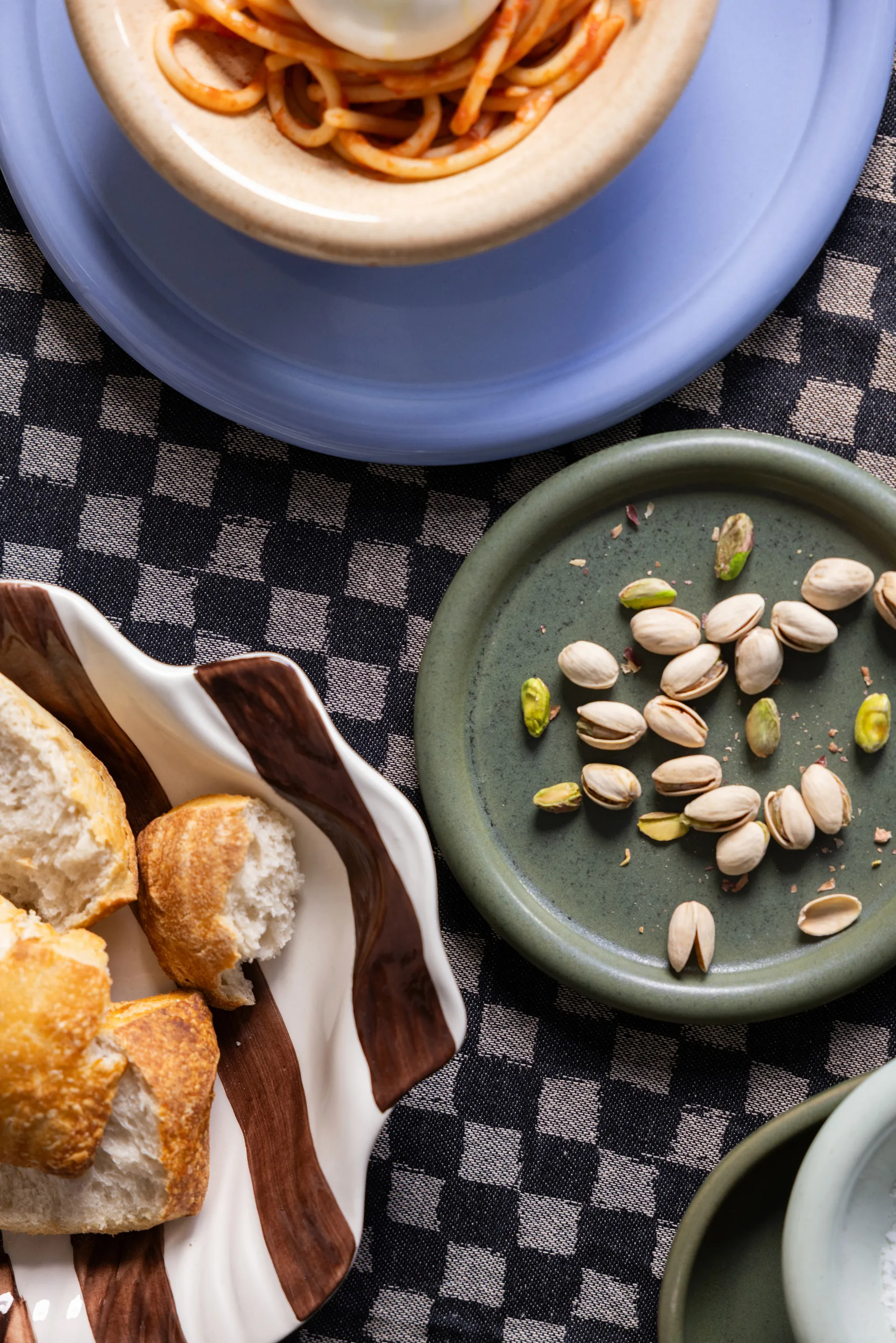 Armona stripe prato 23,5x23,5 cm, Castanho escuro-branco Byon