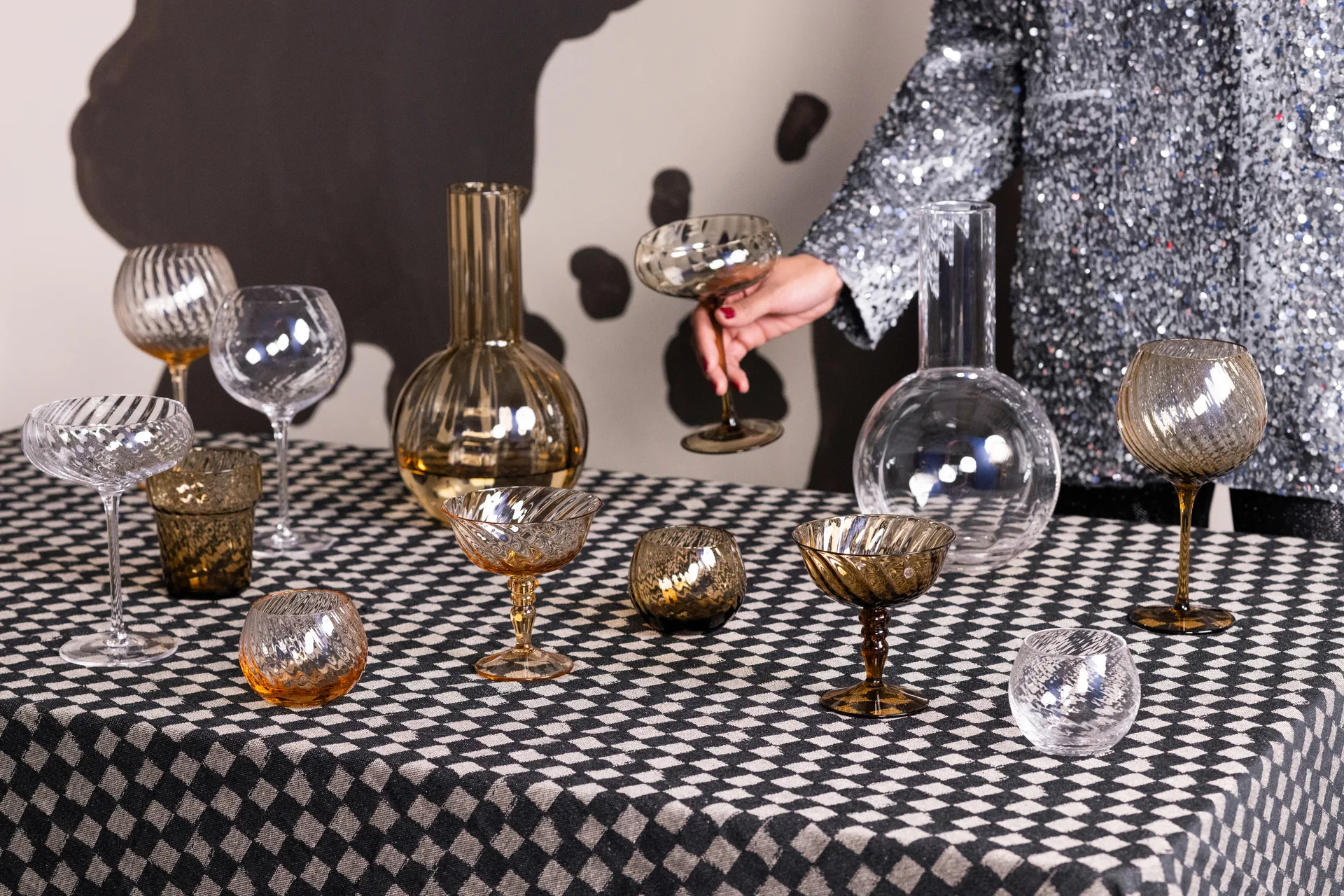 Opacity garrafa de servir 1,9 L, Castanho Byon