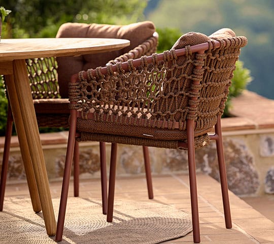 Cadeira de braços Ocean em alumínio, Umber brown (Soft Rope) Cane-line
