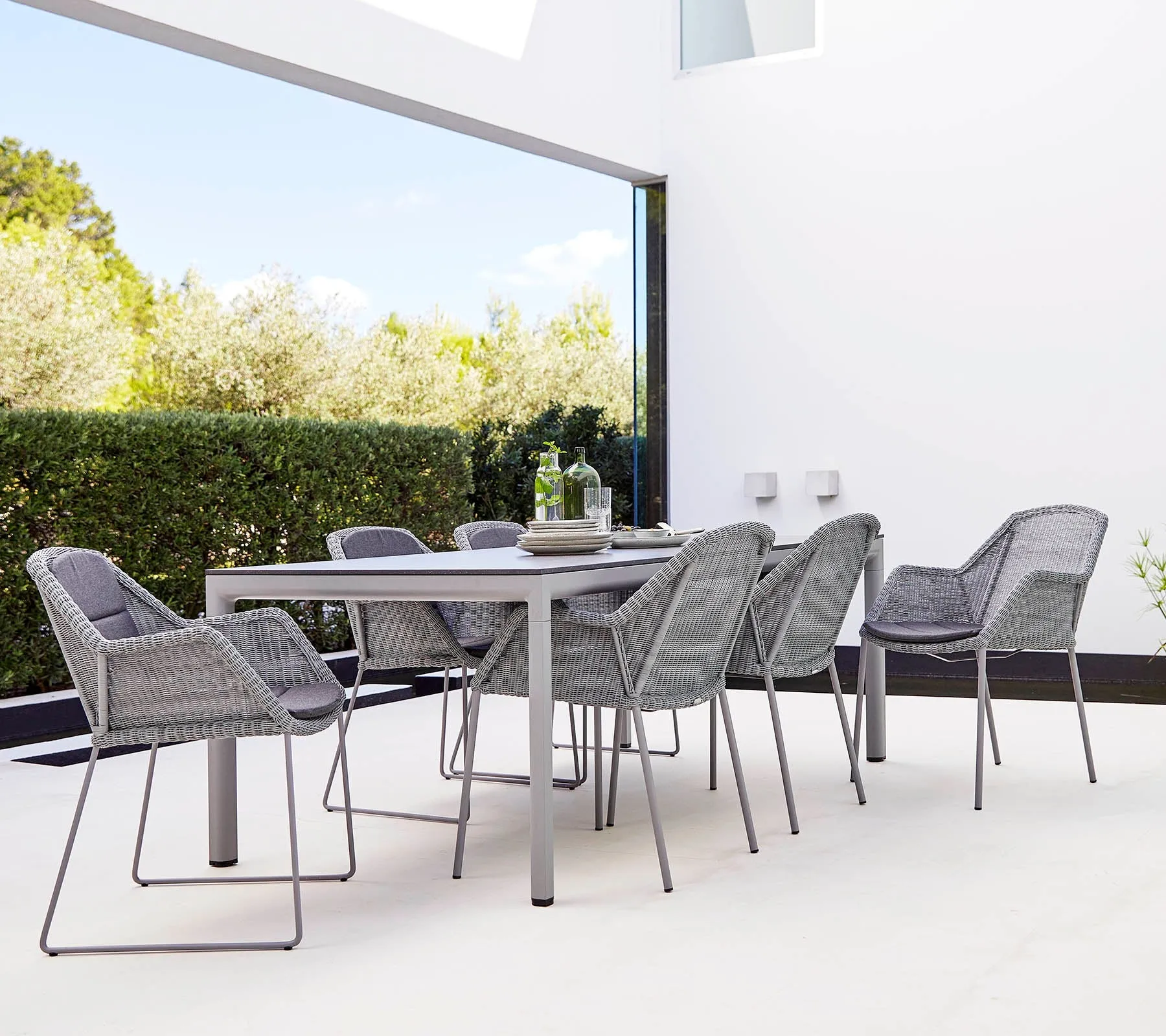 Cadeira empilhável Breeze Weave, Taupe Cane-line