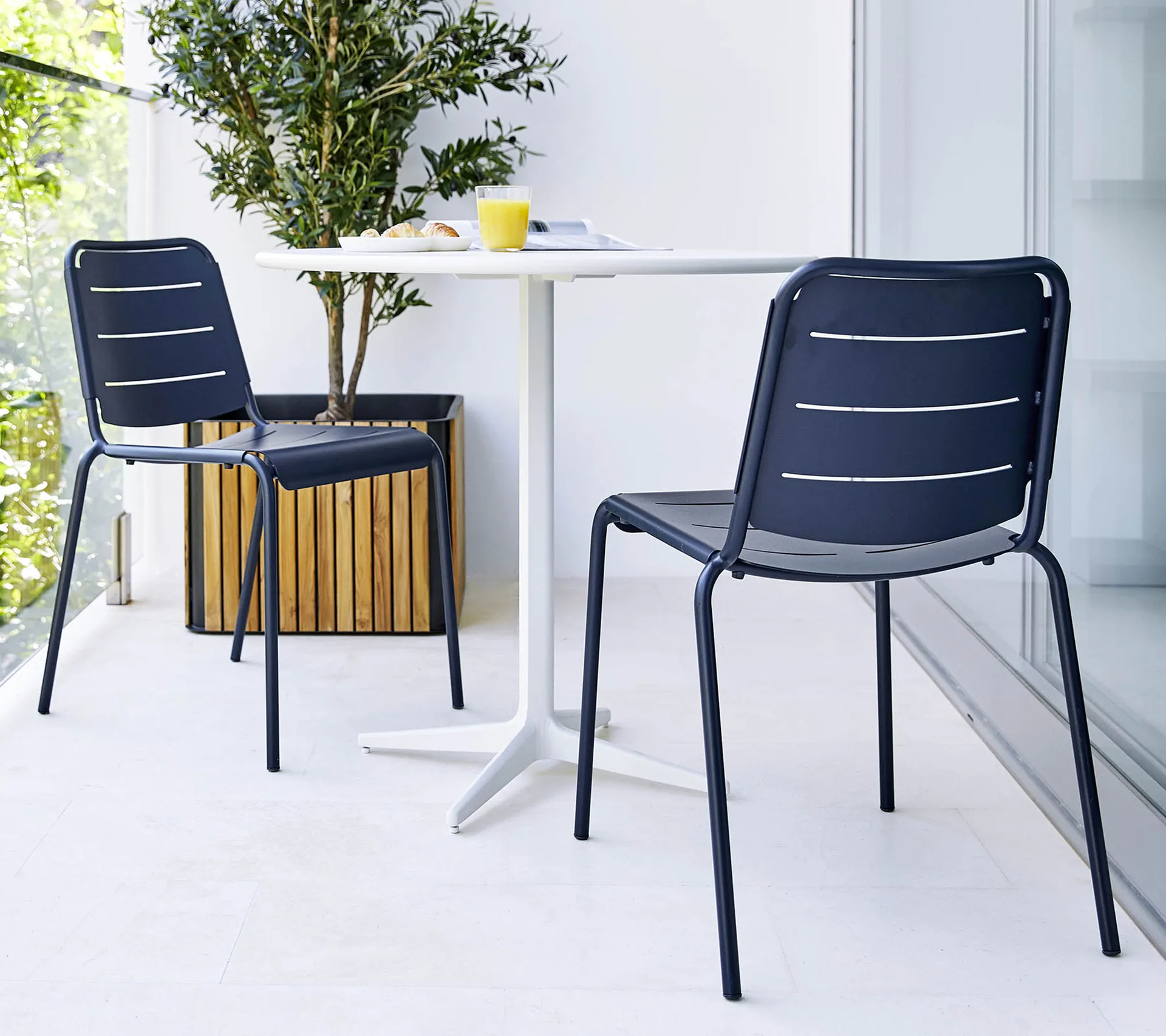 Mesa de café Drop Ø80 cm, White-white Cane-line