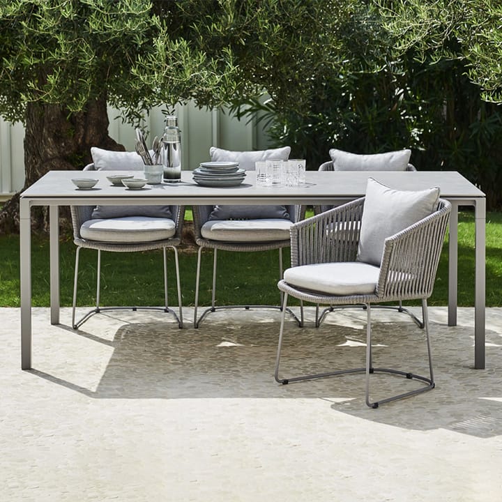 Mesa de jantar Pure, Concrete grey-light grey 100x100 cm Cane-line