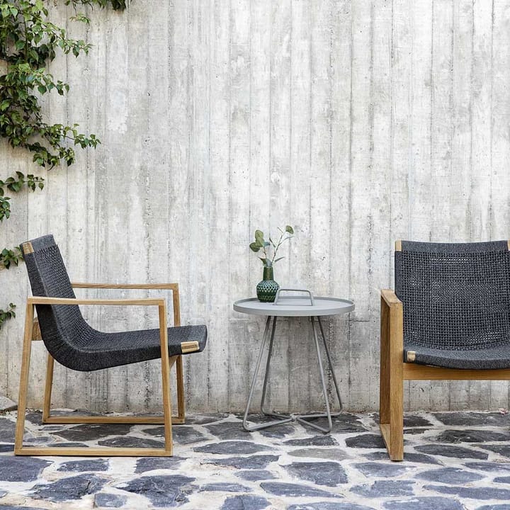 Poltrona lounge Endless, Dark grey, suporte em teca Cane-line