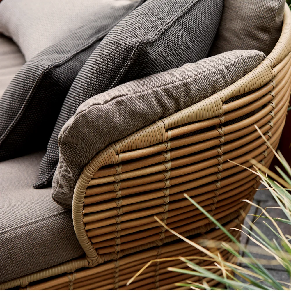 Sofá Basket 2 lugares, Natural, almofadas taupe Cane-line