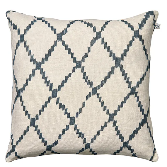 Capa de almofada Ikat Kerela 50x50 cm, Branco-azul Chhatwal & Jonsson