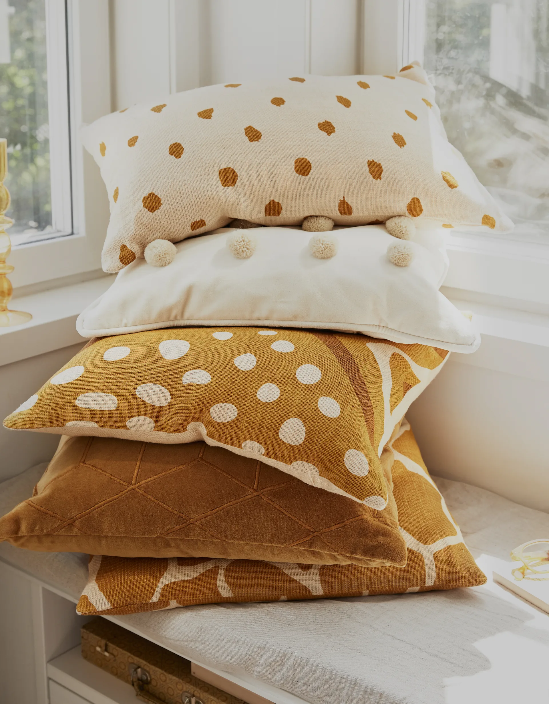 Capa de almofada Yash 40x60 cm, Spicy yellow Chhatwal & Jonsson