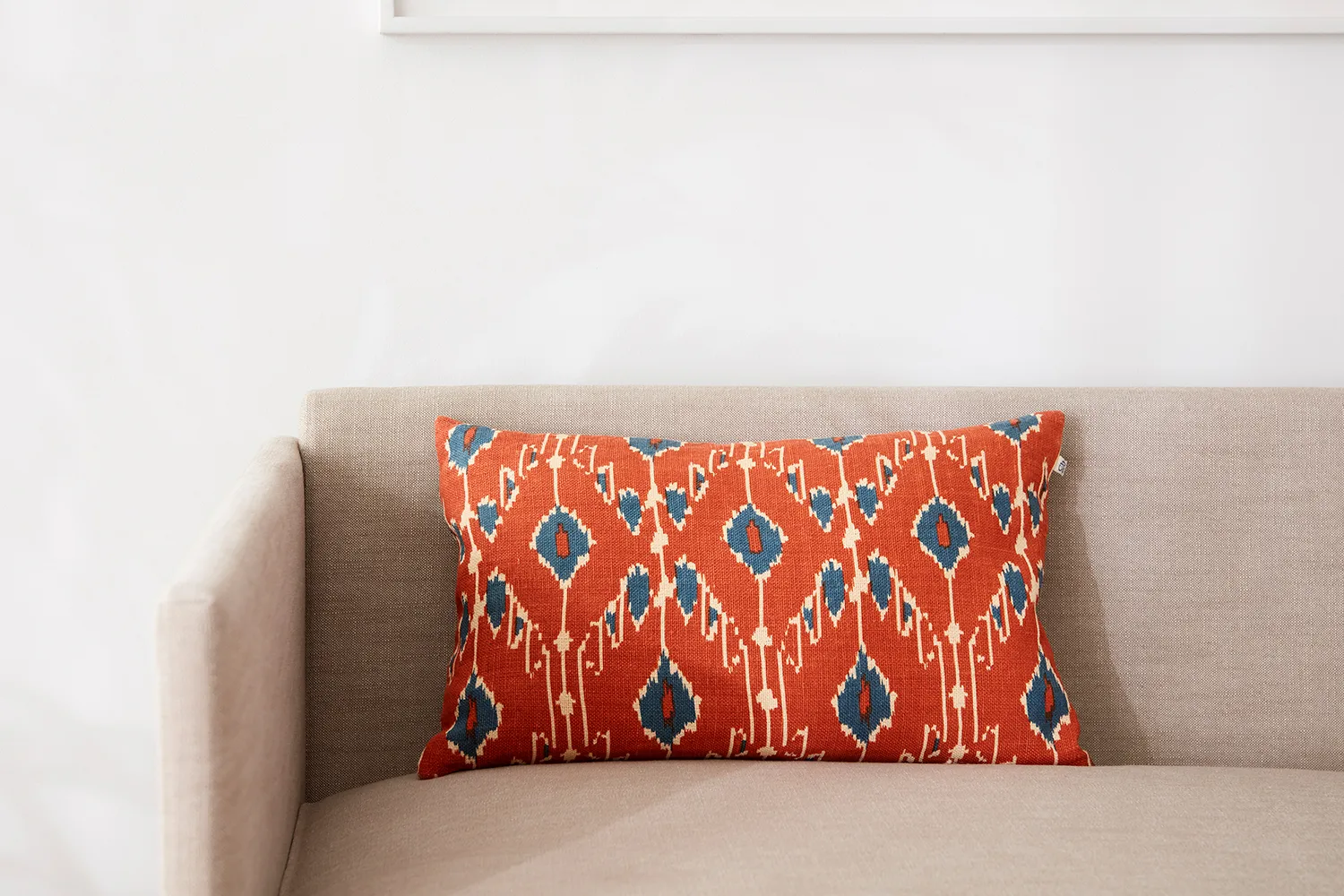 Fronha Ikat Goa 60x40 cm, Apricot orange-heaven blue Chhatwal & Jonsson
