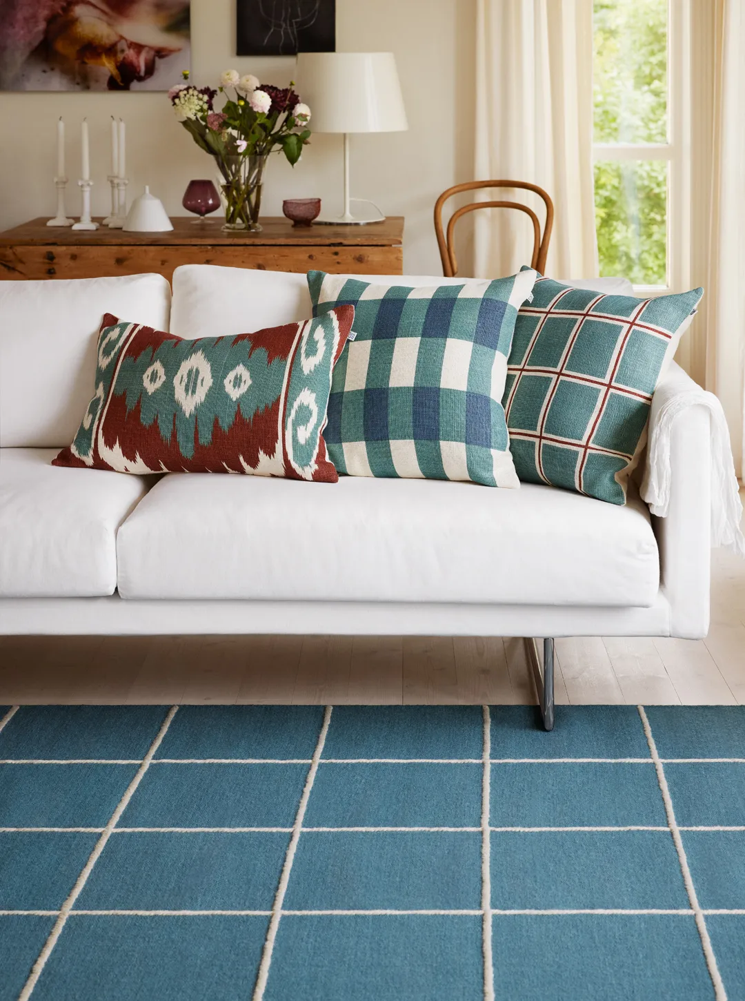 Tapete Milan, Heaven blue-off white, 230x320 cm Chhatwal & Jonsson