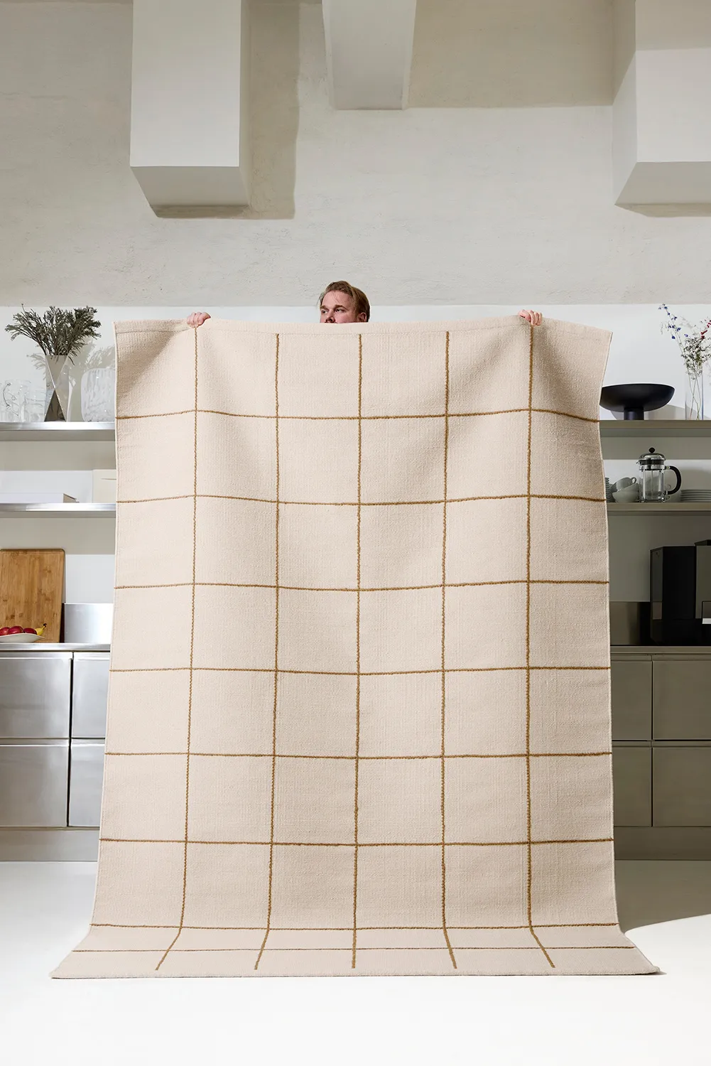 Tapete Milan, Off white-bege, 180x270 cm Chhatwal & Jonsson