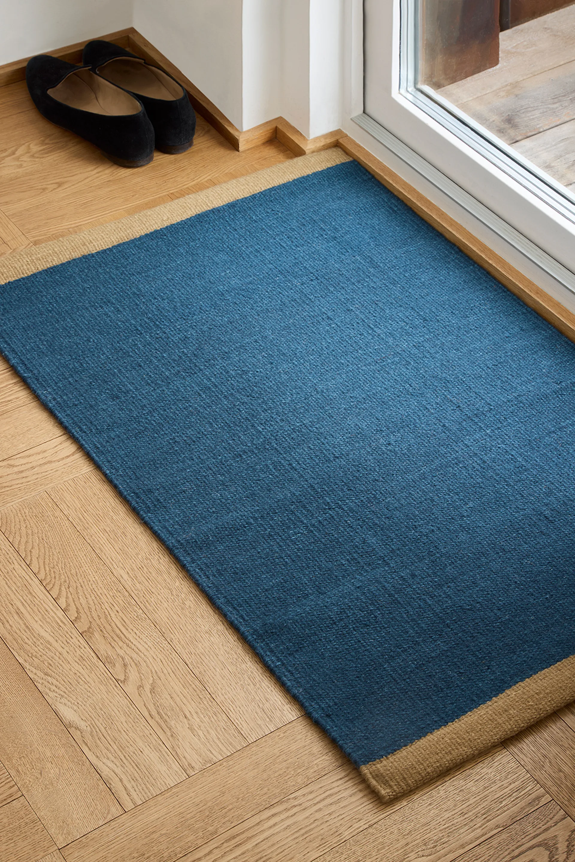 Tapete porta Traceable Tarun 60x90 cm, Azul escuro-bege Chhatwal & Jonsson