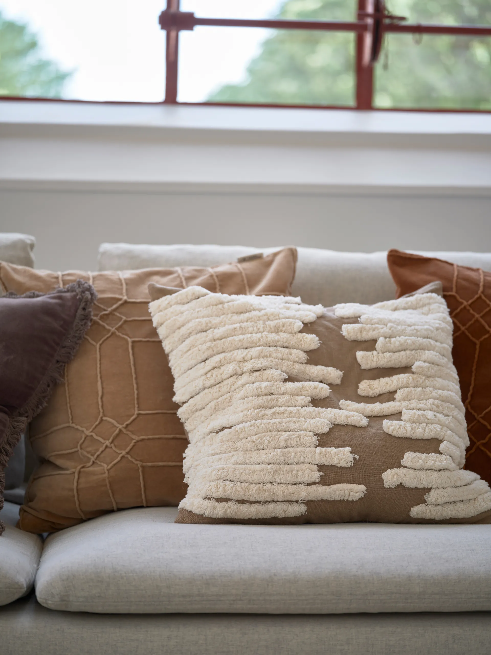 Fronha River 50x50 cm, Simply taupe Classic Collection