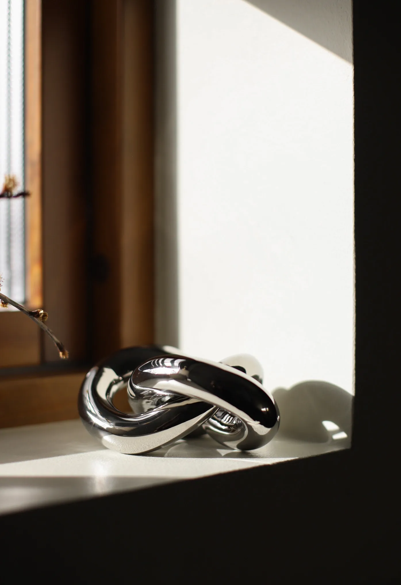 Decoração grande Knot Table, Light Silver Cooee Design