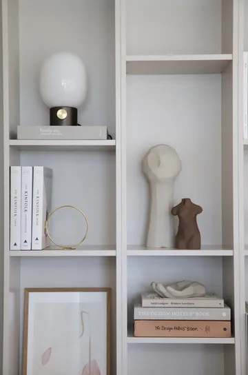 Escultura Adamo - Limestone - Cooee Design