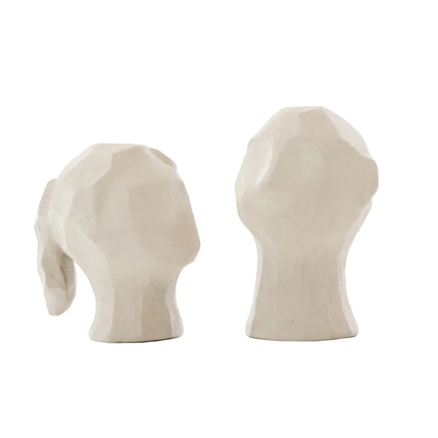Escultura Benedict and Amal, limestone Cooee Design