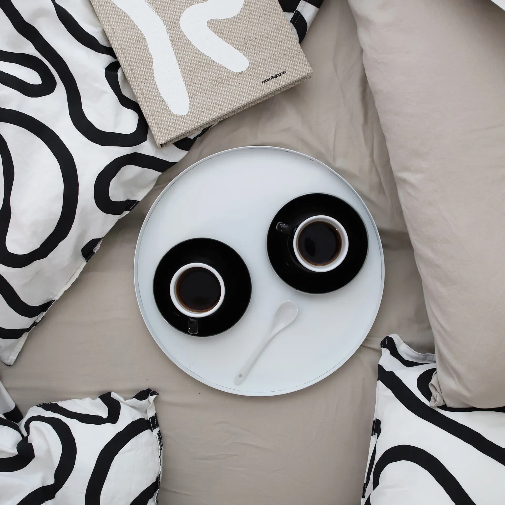 Tabuleiro Cooee 30 cm redondo, branco Cooee Design