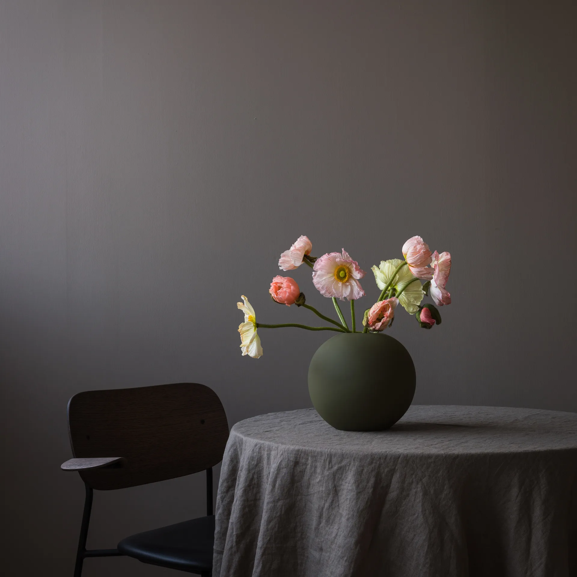 Vaso olive Ball, 20 cm Cooee Design