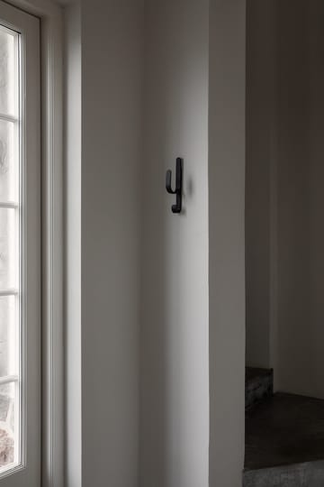 Woody 1 gancho - Carvalho tingido preto - Cooee Design