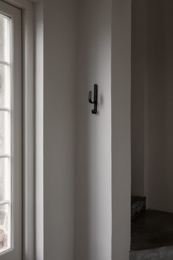 Woody 1 gancho, Carvalho tingido preto Cooee Design