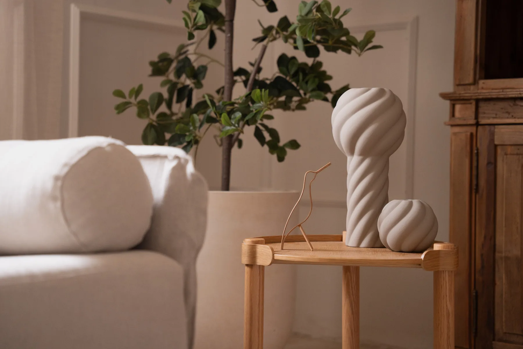 Woody Bird alta 18 cm, Carvalho Cooee Design