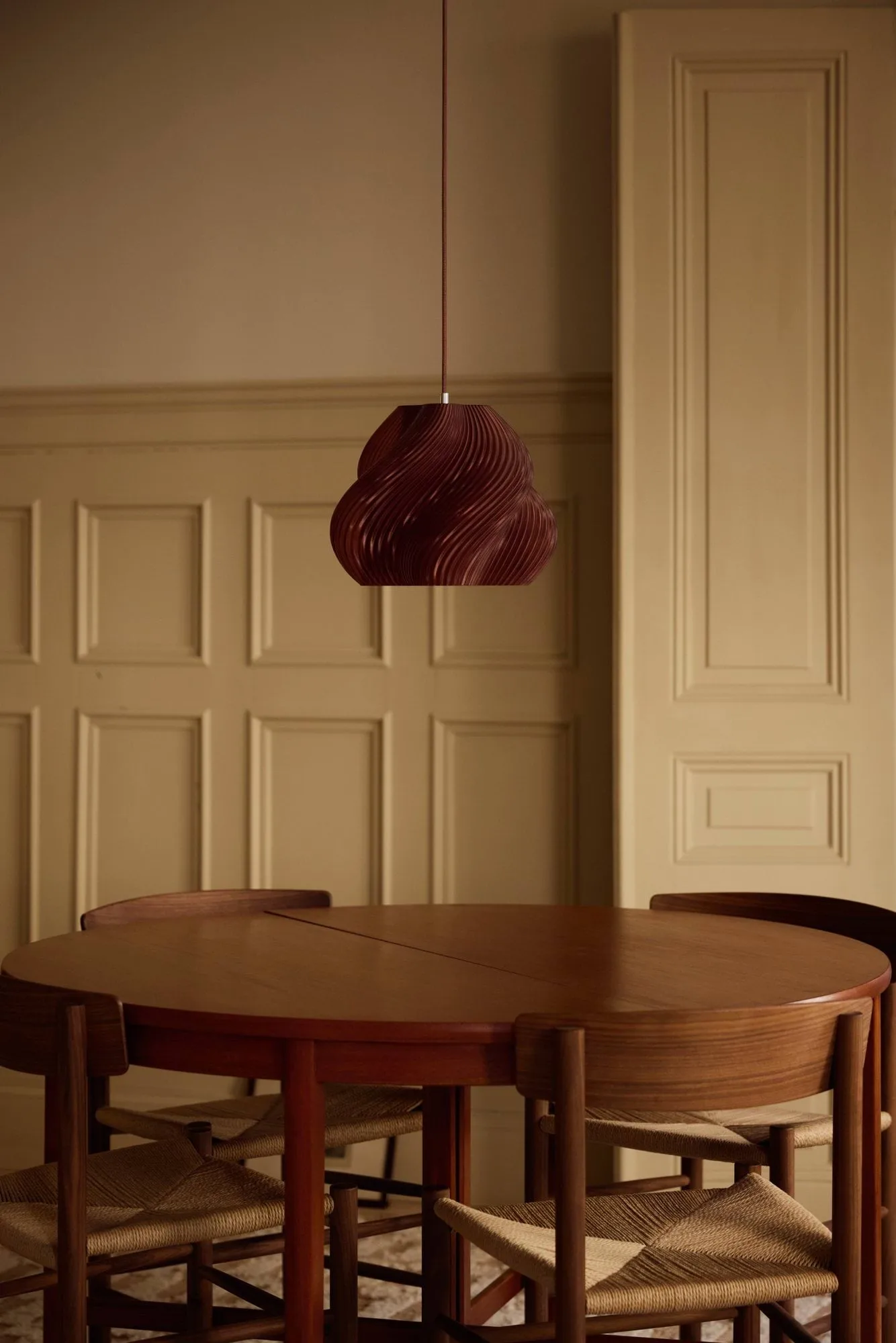 Soft Serve pendente, Cherry-chrome, 02, 25 cm Crème Atelier