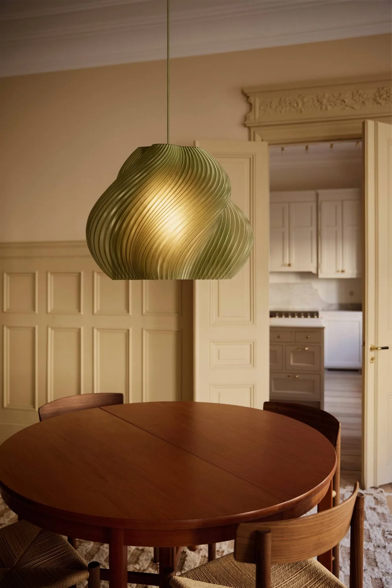 Soft Serve pendente, Olive-chrome, Mega, 60 cm Crème Atelier
