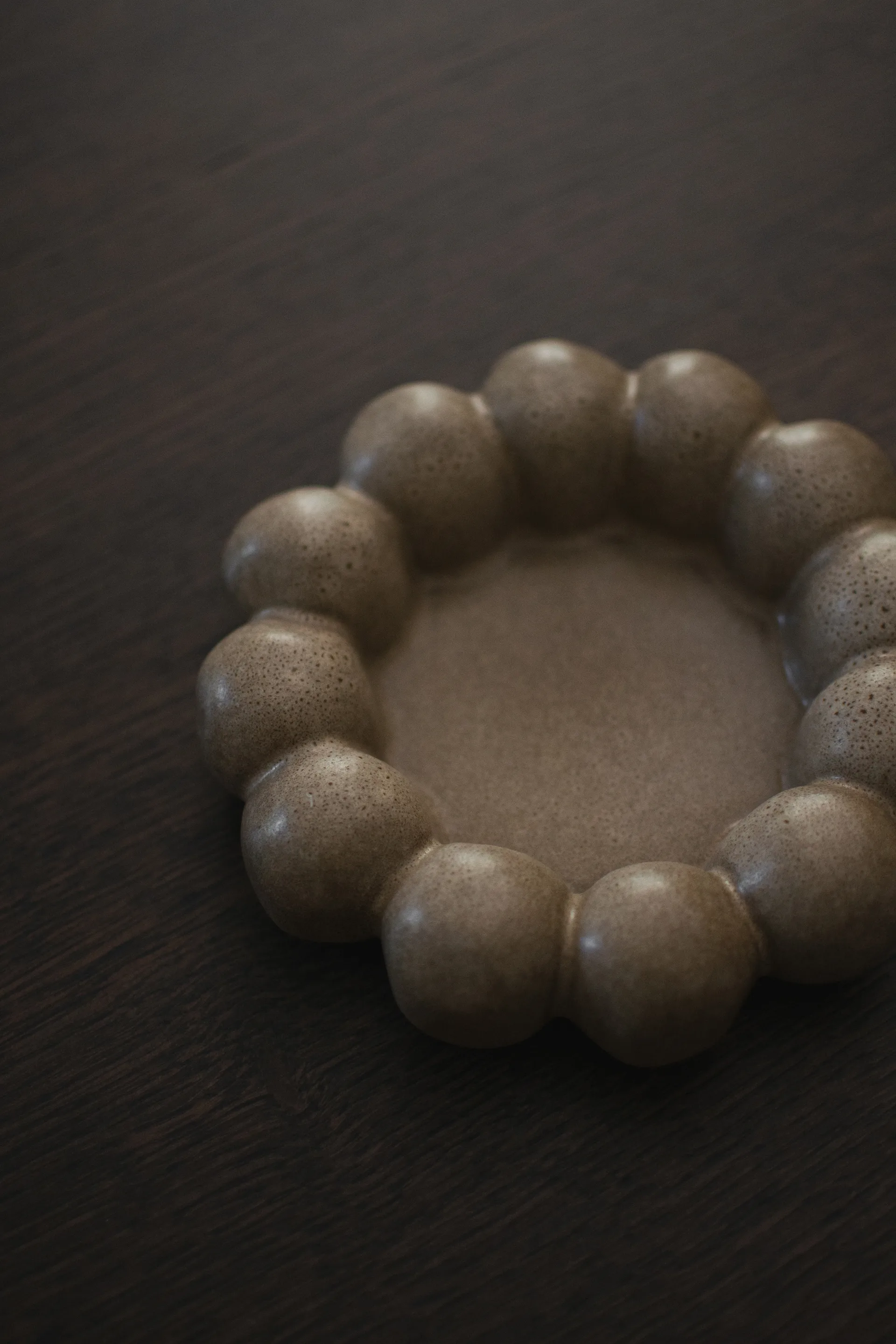 Bright base para velas Ø17 cm, Beige DBKD