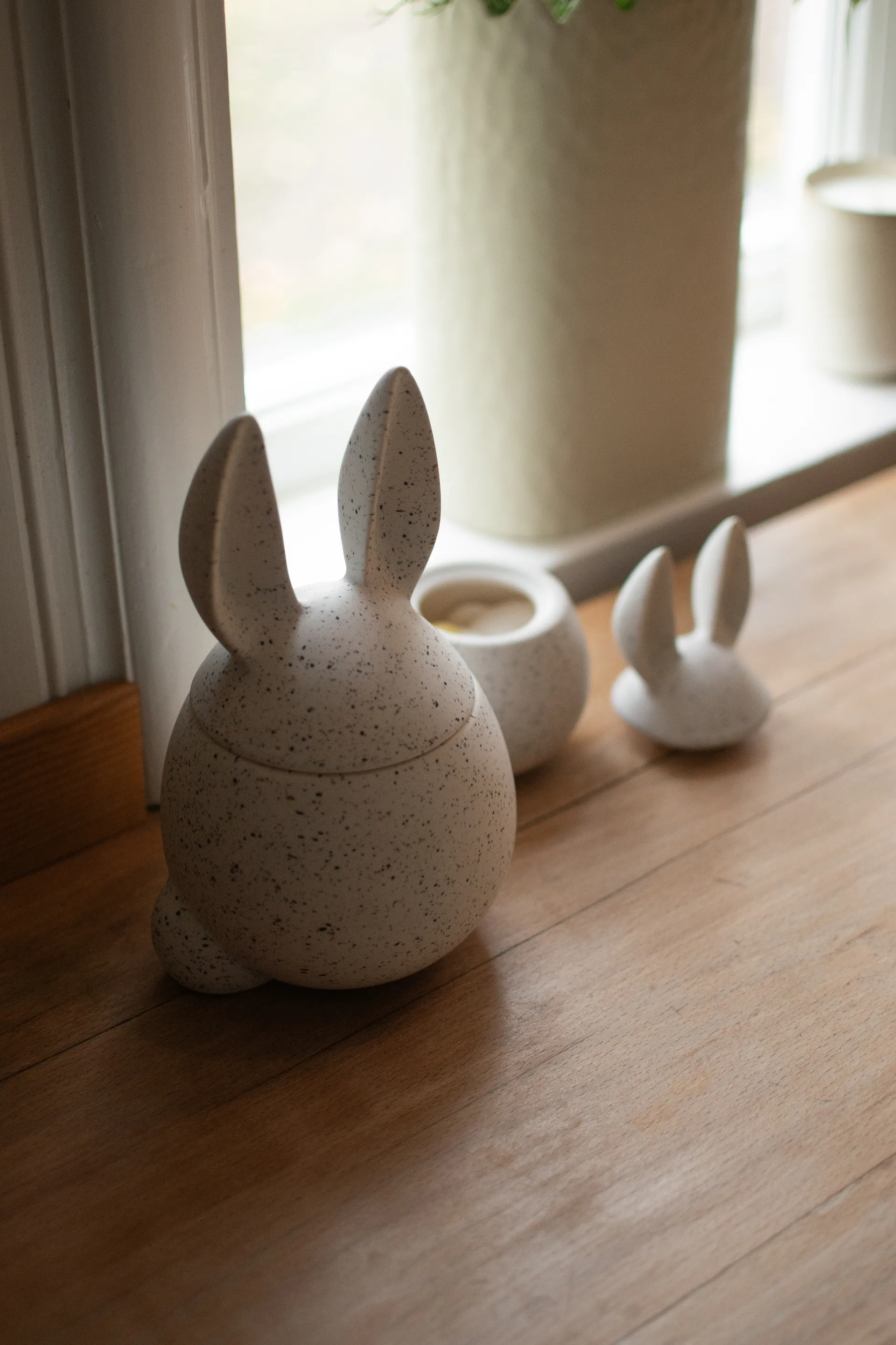 DBKD Eating rabbit tigela grande, White DBKD