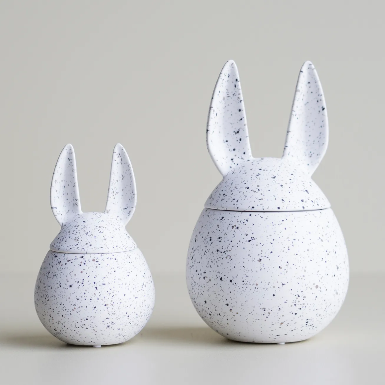 DBKD Eating rabbit tigela pequena, White dot DBKD