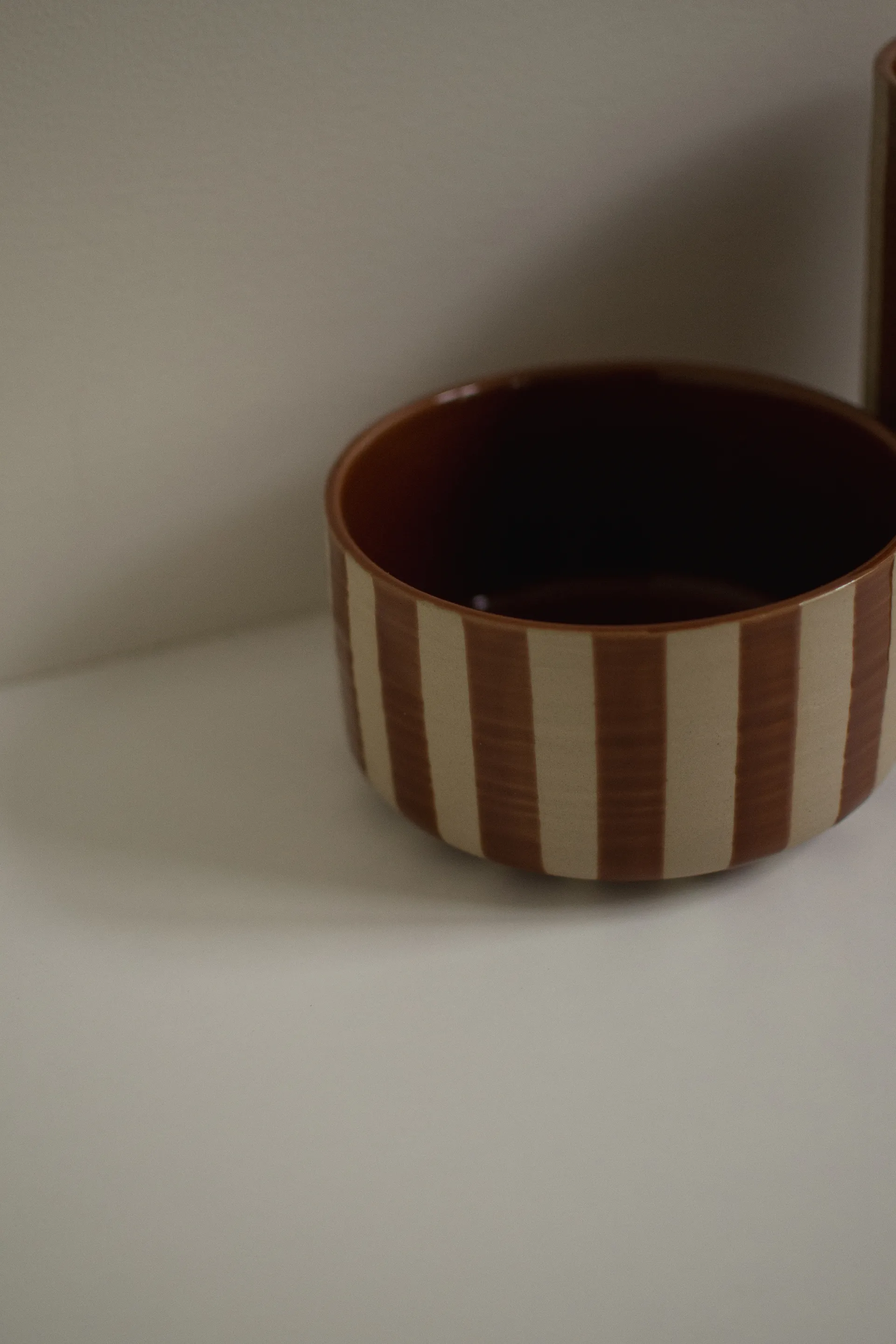 Line taça decorativa Ø16 cm, Torrão riscado DBKD