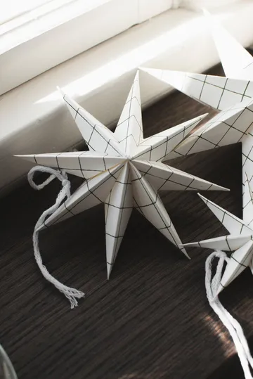 Paper estrela de inverno pendente decorativo - Branco quadrado, médio, Ø14 cm - DBKD