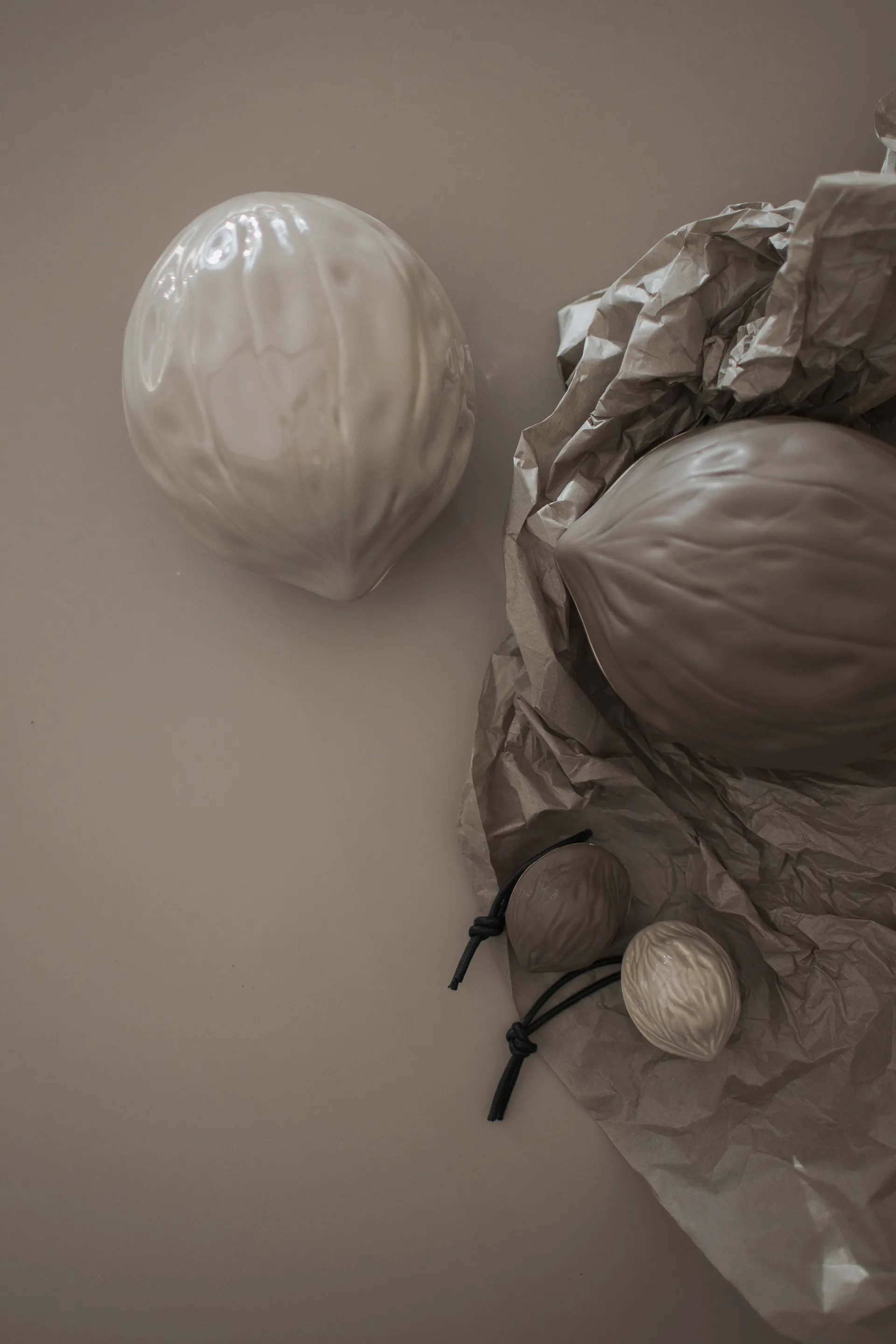 Pendente de árvore de Natal Walnut, Dust DBKD